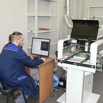 Запущен SMD компоновщик